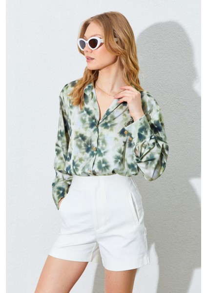 Kadın Yeşil Yaprak Desenli Saten Gömlek modelleri