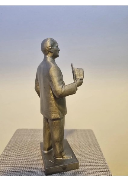 Atatürk Bastonlu Şapkalı Figür 11CM