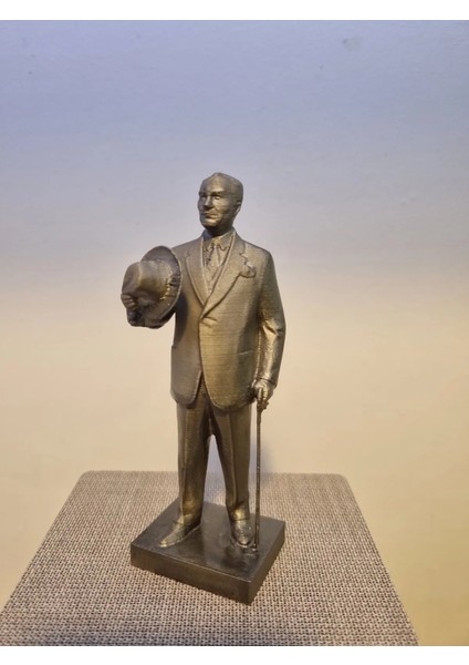 Atatürk Bastonlu Şapkalı Figür 11CM