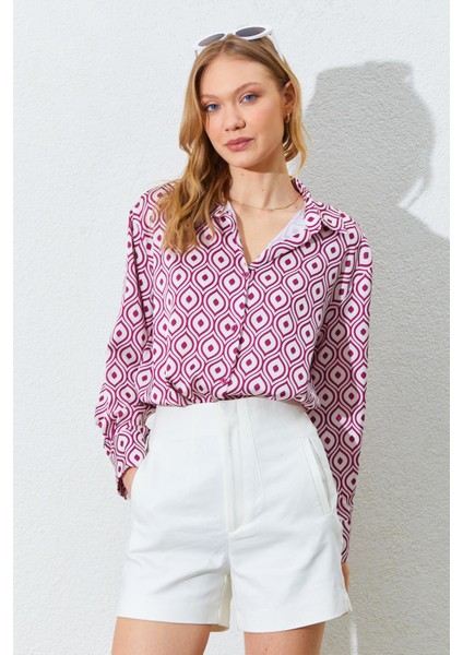 Kadın Bordo Geometrik Desenli Saten Gömlek