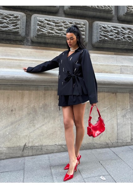 Kadın Siyah Elişi Taşlı Kruvaze Gömlek 29053 indirimleri