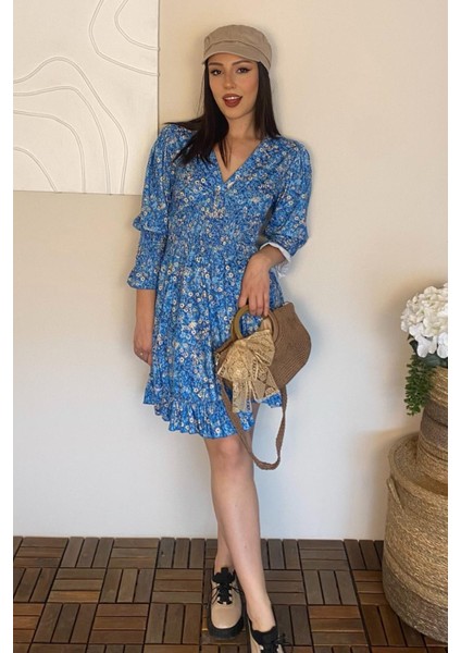 Kadın Truvakar Kol Çiçek Desenli V Yaka Eteği Fırfır Detaylı Yazlık Kısa Elbise modelleri