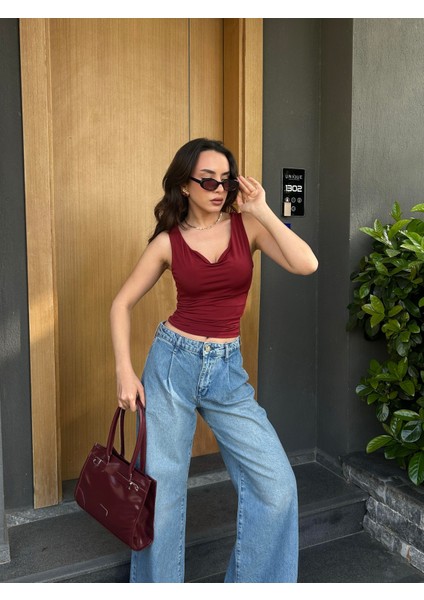 Kadın Bordo Sandy Kumaş Dökümlü Yaka Kalın Askılı Bluz 29130 fiyatları