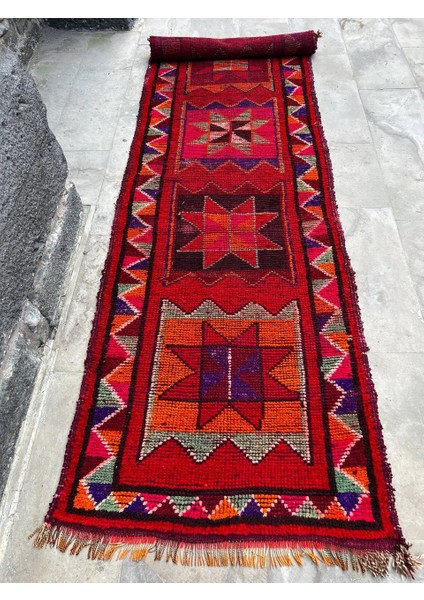 92 x 330 cm Kırmızı Renkli El Dokuma Tribal Desenli Yıkanabilir Uzun Türk Yolluk