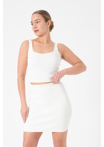 Yazlık Alt Üst Kadın Triko Takım - Beyaz