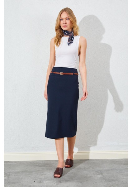 Kadın Lacivert Ince Kemerli Poliviskon Midi Boy Etek modelleri