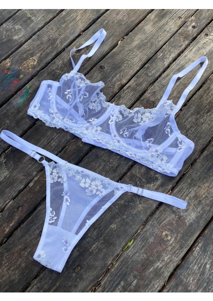 Byeaz Çiçekli Bralet Takımı