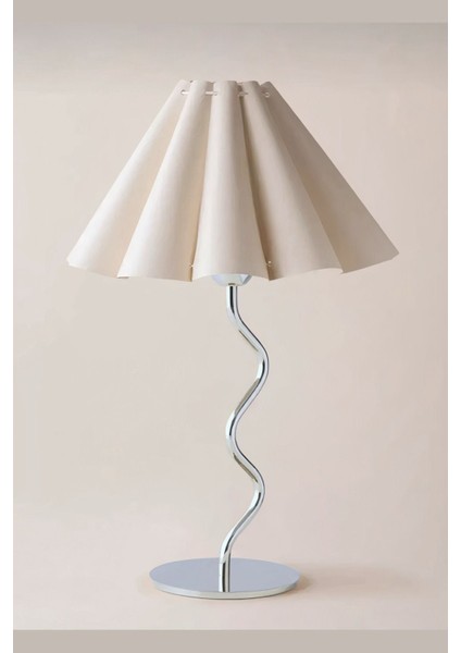 Zeus Model Krom Kaplama Şık Zarif Krem Kumaş Detay Şapkalı Yatak Odası Salon Abajur Masa Lambası