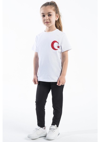 Kız Çocuk Türk Bayrak Göğüs Arma Baskılı Beyaz Tshirt