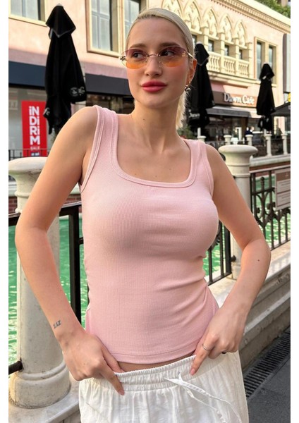 Pembe Fitilli Görünümlü Askılı Basic Atlet MG2057 modelleri