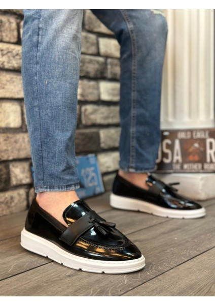 ET0005 Bağcıksız Yüksek Beyaz Taban Klasik Rugan Püsküllü Corcik Erkek Ayakkabı