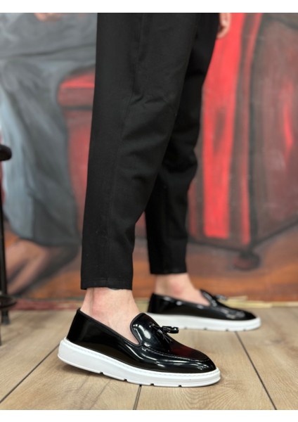 ET0005 Bağcıksız Yüksek Taban Siyah Beyaz Taban Rugan Klasik Püsküllü Corcik Erkek Ayakkabı fiyatları
