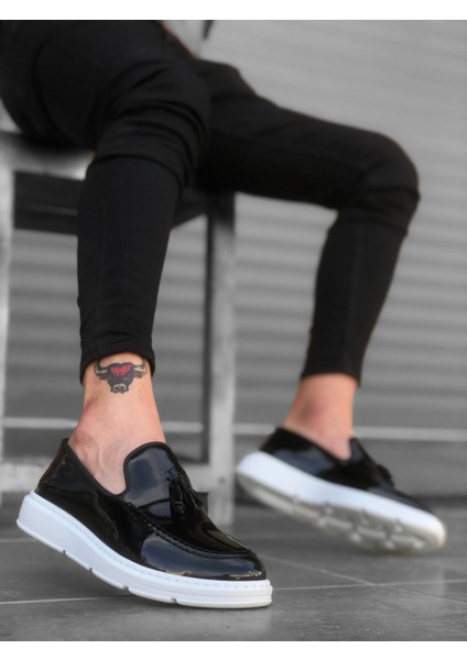 ET0005 Bağcıksız Yüksek Taban Siyah Beyaz Taban Rugan Klasik Püsküllü Corcik Erkek Ayakkabı modelleri