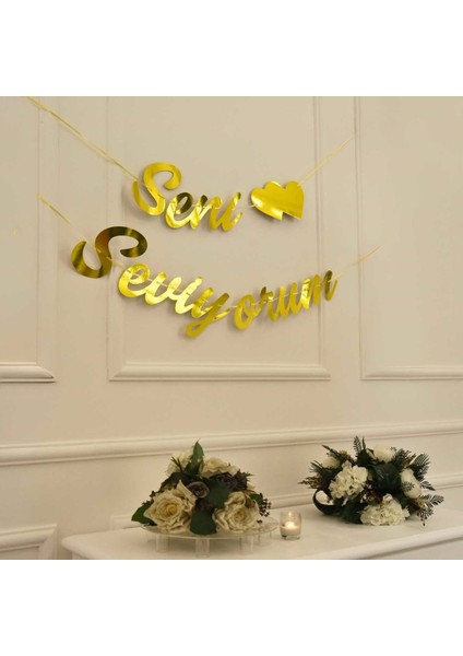 Gold Renkli Seni Seviyorum El Yazısı Banner Duvar Süsü