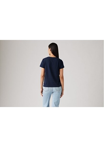 Kadın Bisiklet Yaka Çiçek Desenli Lacivert T-Shirt 17369-2949 fiyatları