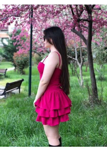 Kadın Askılı Volanlı Sırt Bağcıklı Mini Elbise fırsatları