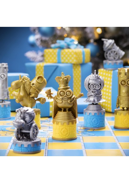 Minions Medieval Mayhem Satranç Seti - Mınyonlar Temalı Satranç Seti