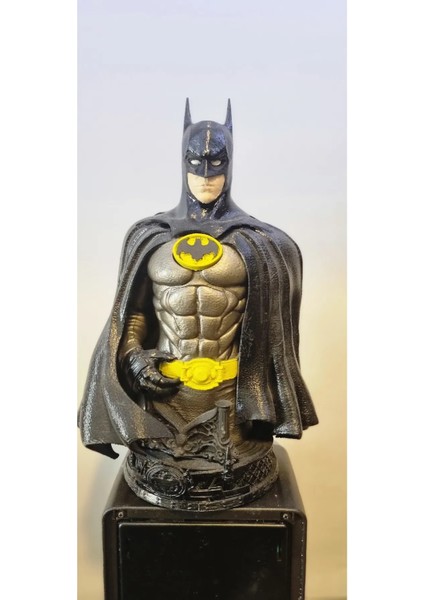 Batman 27 cm Figür Büs