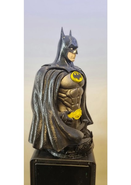Batman 27 cm Figür Büs