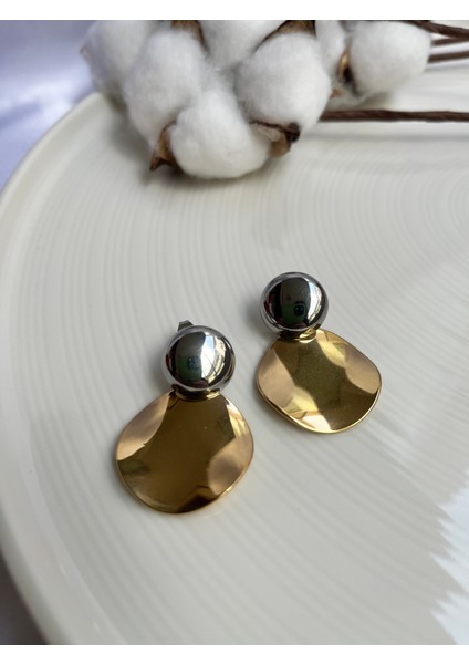 Gold Gümüş Detaylı Küpe
