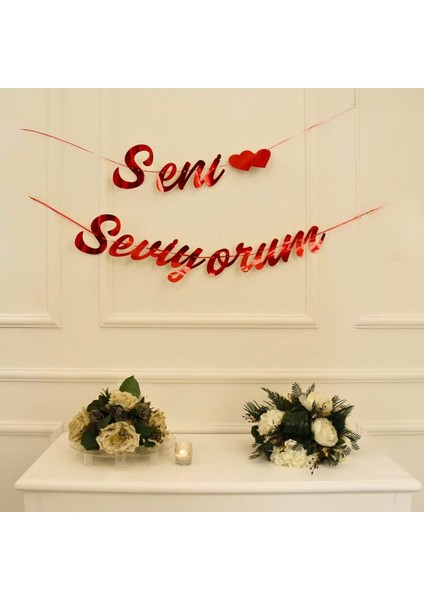 Kırmızı Renkli Seni Seviyorum El Yazısı Banner Duvar Süsü