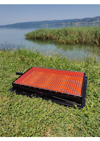 Tel Izgaralı Yükseklik Ayarlı Katlanabilir Mangal