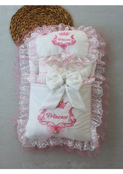 Yenidoğan Nil Taç Nakışlı Kundaklı Trilüks 3lü Alt Açma Seti fiyatları