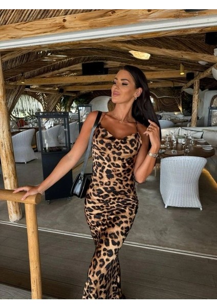 Kadın Saten Kumaş Leopar Desenli Uzun Askılı Elbise