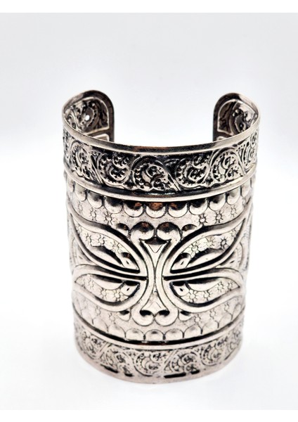 Çiçek Desenli Oymalı Vintage Geniş Manşet Bilezik modelleri