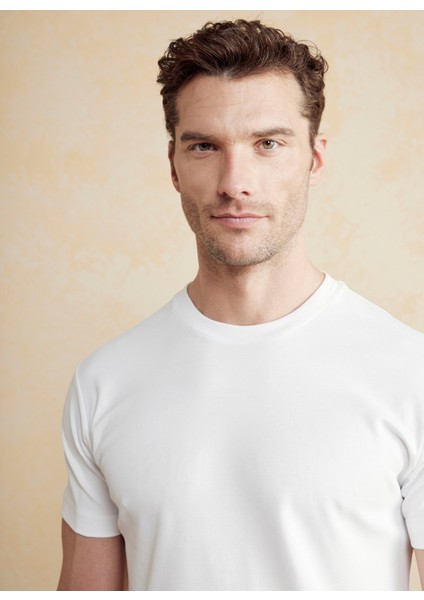 Bisiklet Yaka Kırık Beyaz Erkek T-Shirt BBSS25MTS011 fırsatları