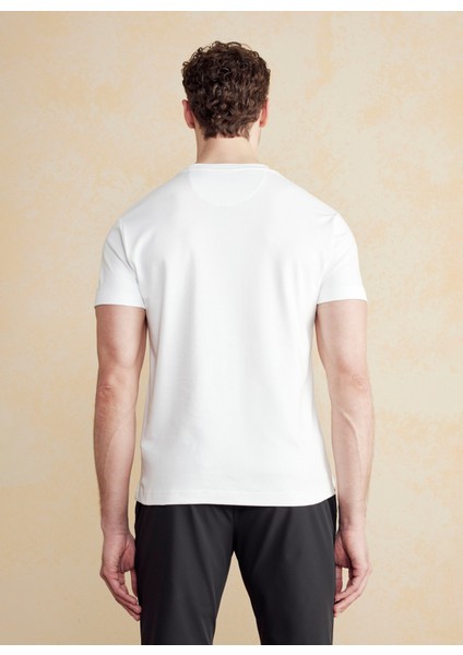 Bisiklet Yaka Kırık Beyaz Erkek T-Shirt BBSS25MTS011 indirimleri