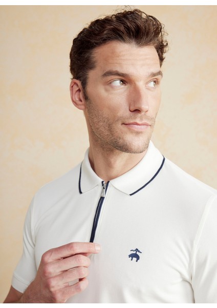 Polo Yaka Kırık Beyaz Erkek T-Shirt BBSS25MTS016