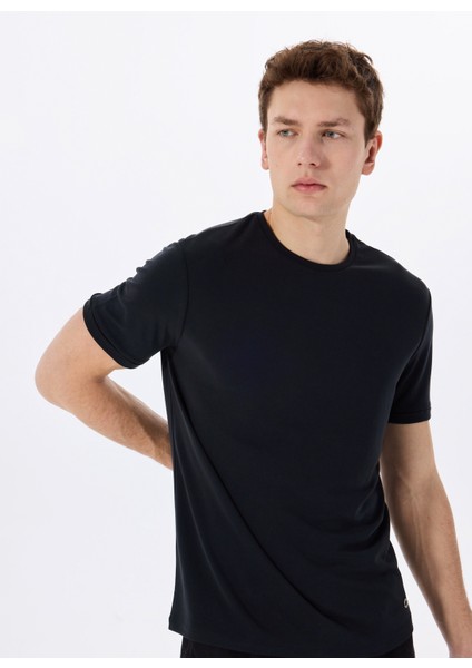 Gmg Fırenze Bisiklet Yaka Siyah Erkek T-Shirt GU25MSS03014