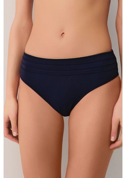 Pipe Aksesuarlı Bikini Alt
