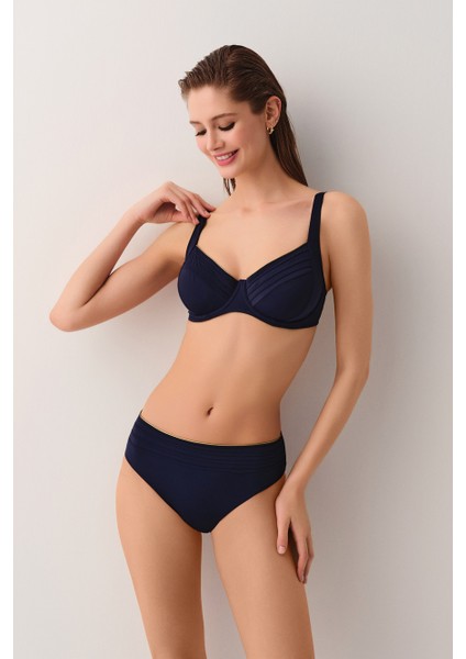 Pipe Aksesuarlı Bikini Alt modelleri