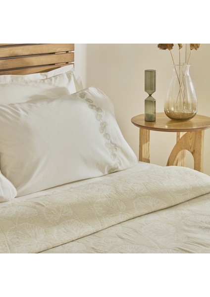 Ginkgo Leaf Müslin Nakışlı Çift Kişilik Pike Takımı Adaçayı modelleri