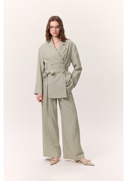 Dökümlü Pileli Pantolon Soft Yeşil fiyatları