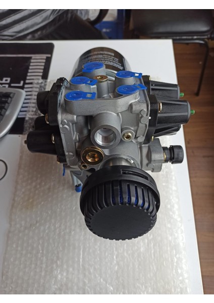 Kompakt Hava Kurutucu Ünitesi 9325010090 932 501 009 0 Ford F-Max Kople Hava Kurutucu Euro 6 9325010090 CC462A131AC Pener 3555M7102001 Ford CC46-2A131-AC modelleri