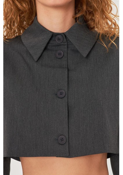 Düğmeli Crop Blazer Ceket fiyatları