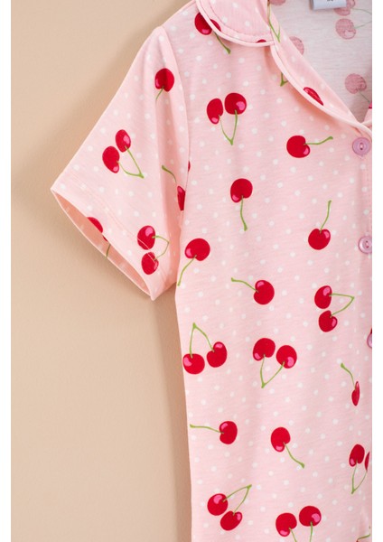 Somon Puantiyeli Kiraz Desenli Kısa Kol Kız Çocuk Pijama Takımı (Göz Bantlı) 20565 modelleri