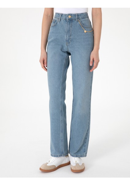 Kadın Mavi Straight Fit Jean Pantolon 50301277-VR036