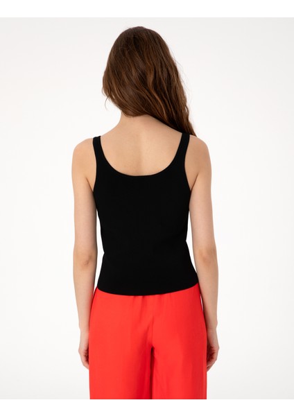Kadın Siyah Slim Fit Triko Tişört 50301140-VR046