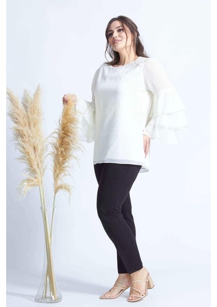 28009 Kolları Fırfırlı Büyük Beden Bluz Ekru modelleri