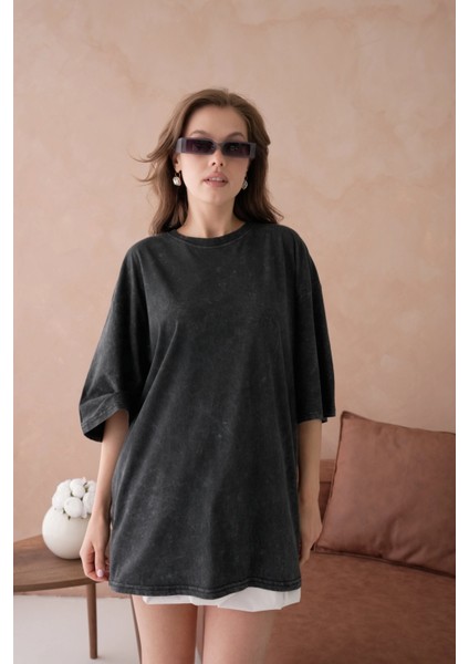 Taş Işlemeli Salaş Basic T-Shirt fiyatları
