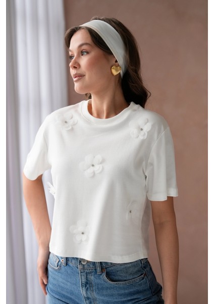 Kısa Basic T-Shirt fırsatları