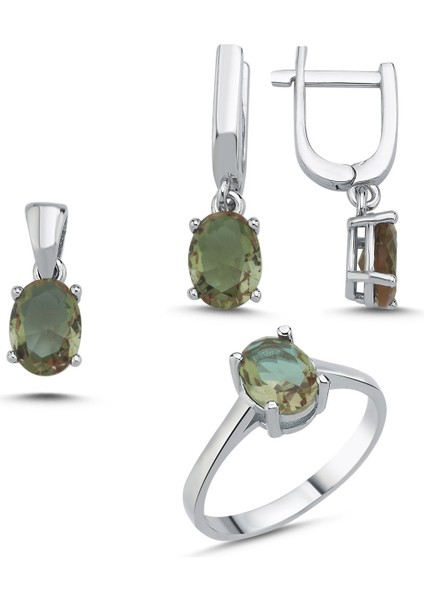 Özel Kutu ve Gümüş Bezi Ile Sultanit Oval Zirkon Taşlı Set