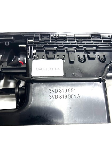3v0820951 Skoda Super B 2015>> Orta Ön Havalandırma