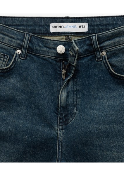 Normal Bel Pamuklu Katlamalı Paça Slim Fit Jean Şort fırsatları