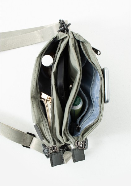 Kadın 4 Bölmeli Paraşüt Kumaş Ayarlanabilir Çapraz Askılı Çanta