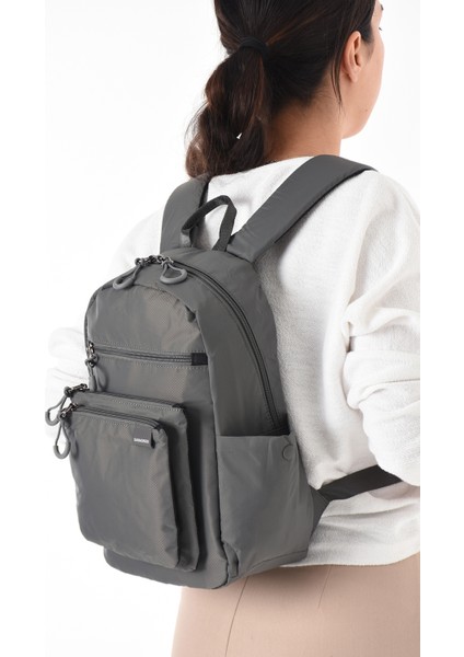 Unisex Suya Dayanıklı Paraşüt Kumaş 4 Bölmeli Laptop Bölmeli Seyahat Ve Okul Çantası fiyatları